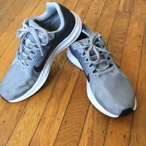 Women’s Nike Fitsole Running Shoes 10